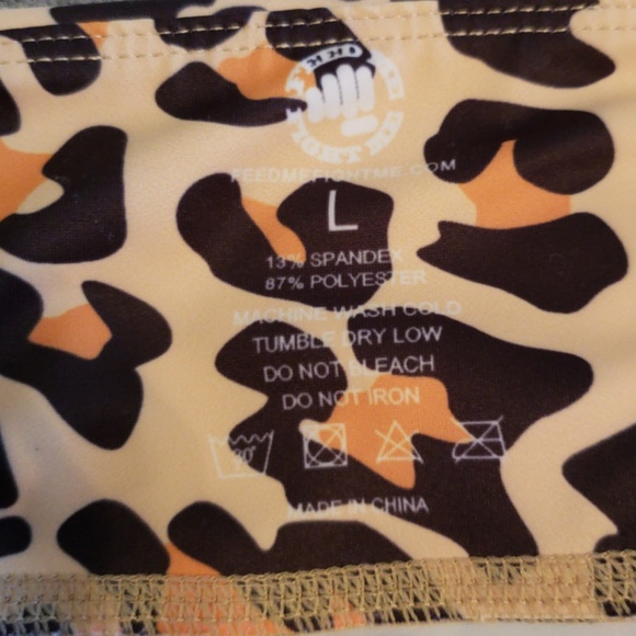 Workout Capris - Picture 4 of 4